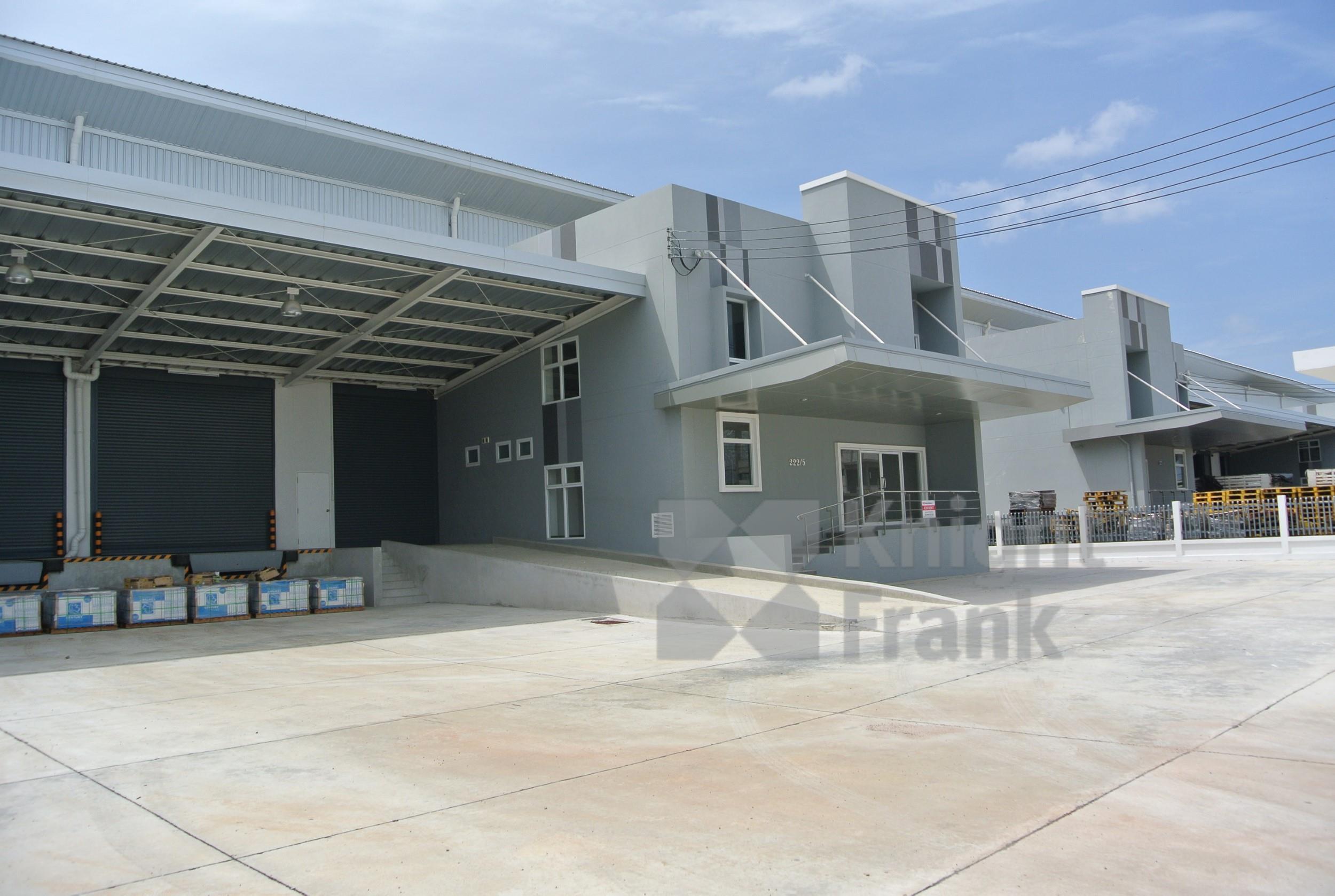 Warehouse Bangsao Thong District on Bangna Trad km.30