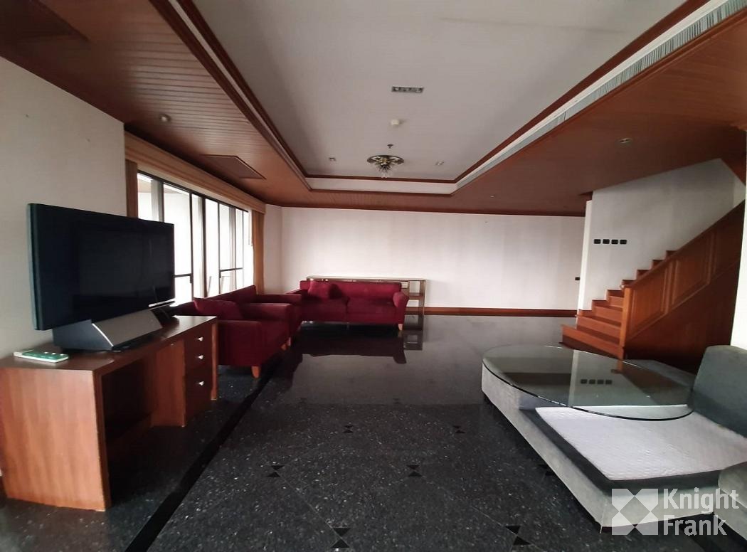Le Raffine Sukhumvit 24
